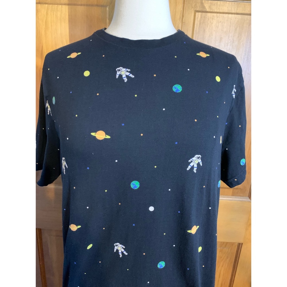 Astronaut Graphic T-Shirt